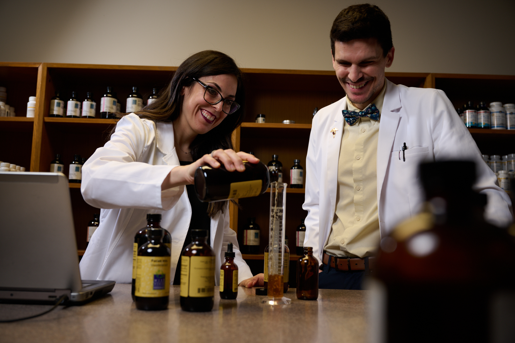 Dr. Glenn works alongside CE student